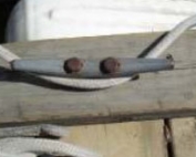 nœud pour attacher amarre à un voilier